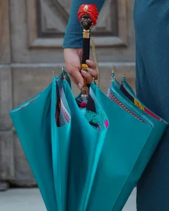 Outlet Il Marchesato Ombrello azzurro fine ed elegante